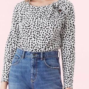 La Vie Rebecca Taylor, Black and White Cheetah Print Knit Top with Bow, M